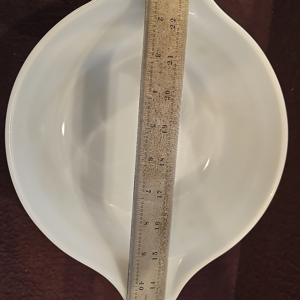 Pyrex Verde Green Square Flower Casserole - Picture 9 of 10